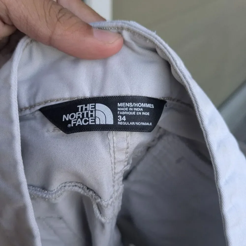 The-north-face Men's White Shorts
